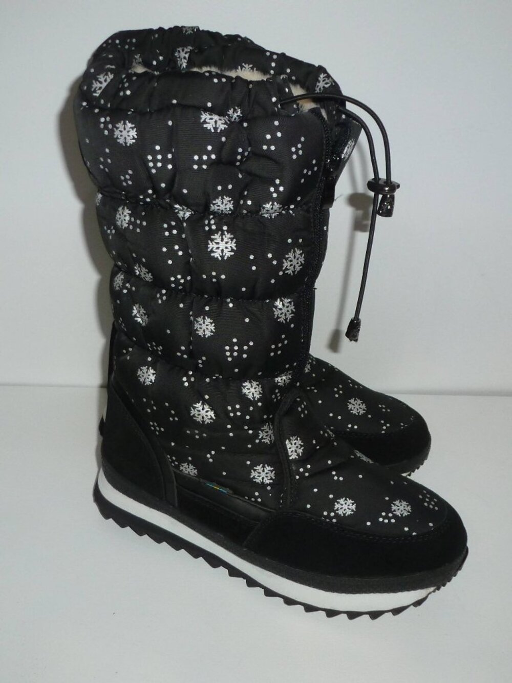 Dadawen Black & White Fur Lined Winter / Snow Boots - SZ 10